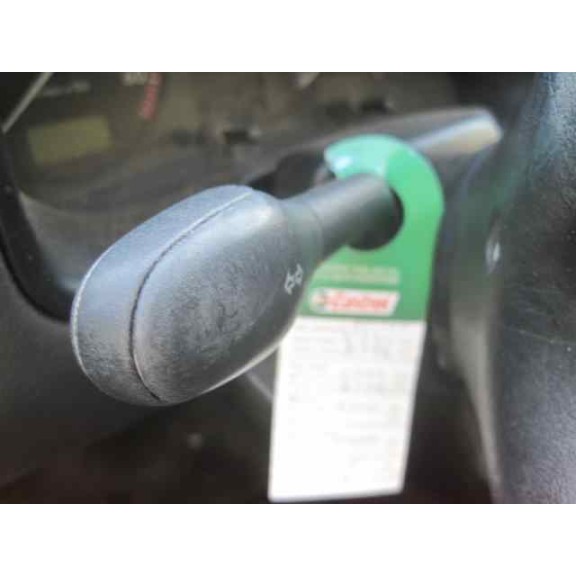 volkswagen polo berlina (6n1) del año 1998