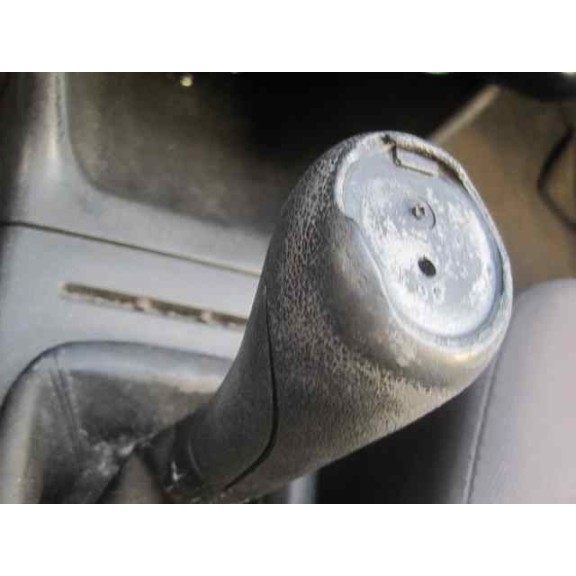 volkswagen polo berlina (6n1) del año 1998