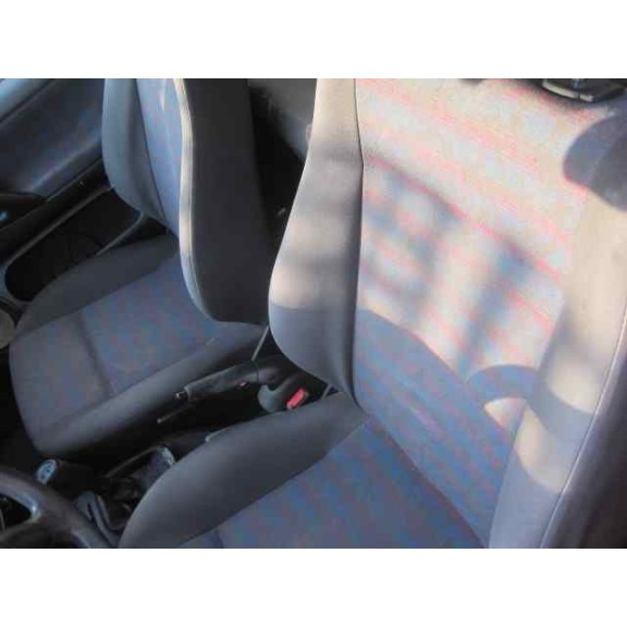 volkswagen polo berlina (6n1) del año 1998