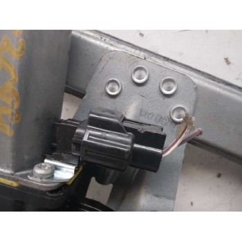 Recambio de elevalunas delantero derecho para dacia sandero stepway referencia OEM IAM 807209299R ELÉCTRICO 2 CABLES