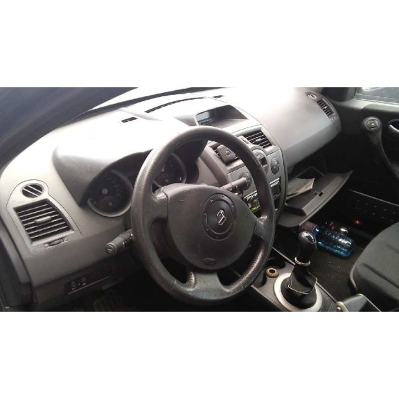 renault megane ii berlina 5p del año 2002