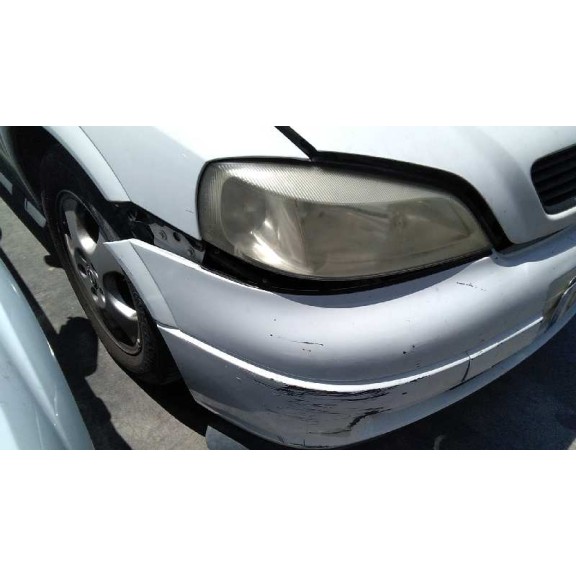 opel astra g berlina del año 1999