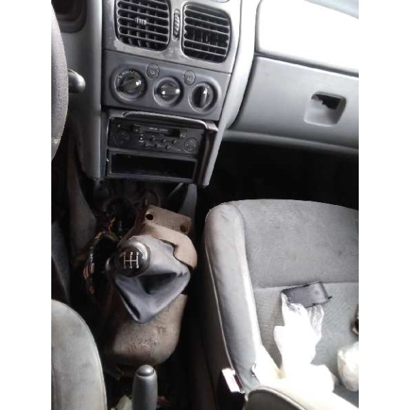 renault laguna (b56) del año 2000