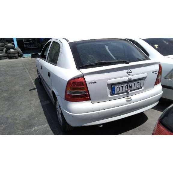 opel astra g berlina del año 1999