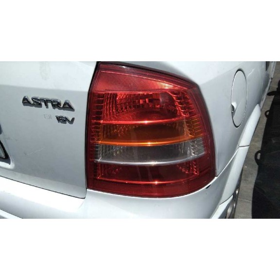 opel astra g berlina del año 1999