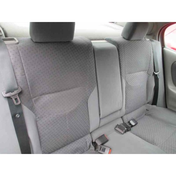 nissan primera berlina (p11) del año 2002