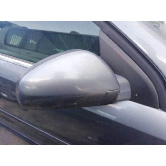 opel vectra c berlina del año 2003