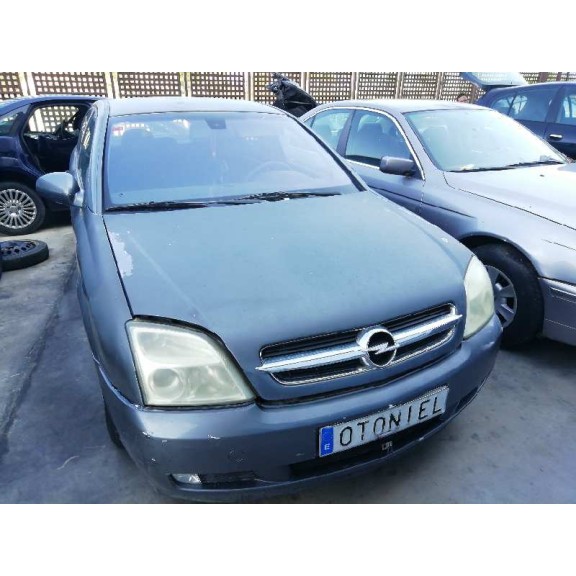 opel vectra c berlina del año 2003