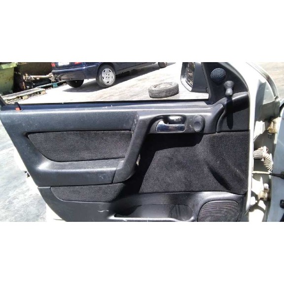 opel astra g berlina del año 1999