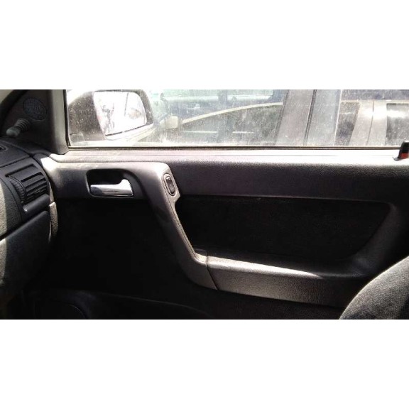 opel astra g berlina del año 1999