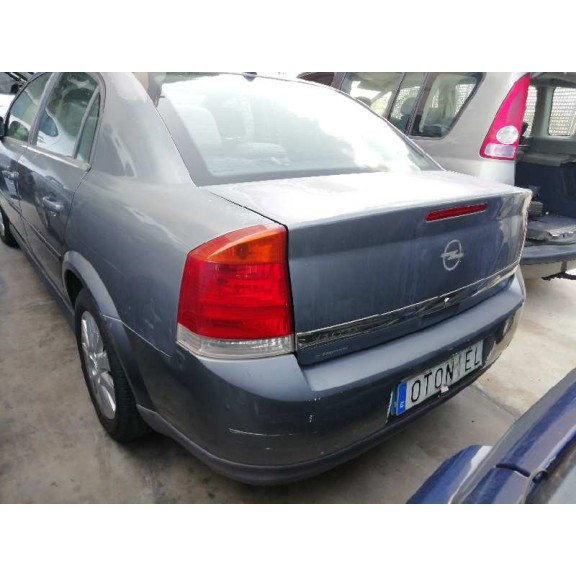 opel vectra c berlina del año 2003