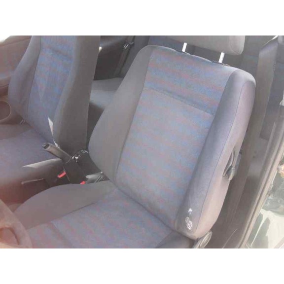 volkswagen polo berlina (6n1) del año 1998