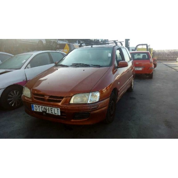 mitsubishi space star (dg0) del año 2001