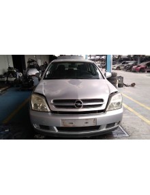 opel vectra c berlina del año 2003