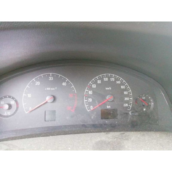 opel vectra c berlina del año 2003