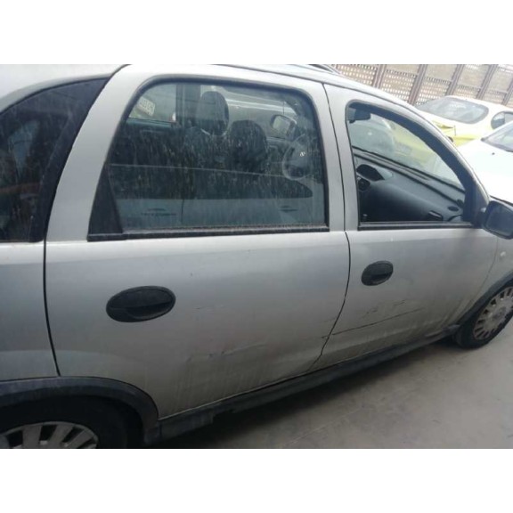 opel corsa c del año 2002