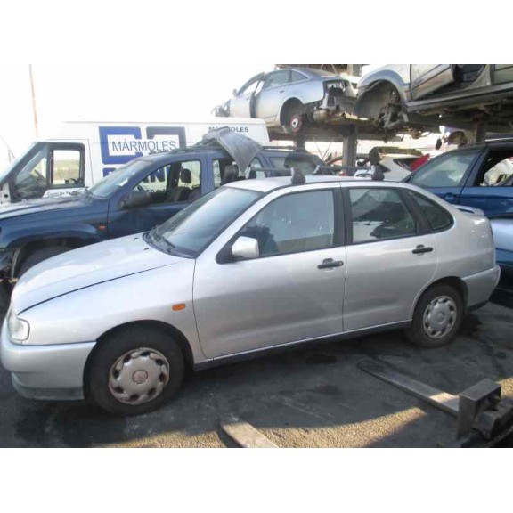 seat cordoba berlina (6k2) del año 1999