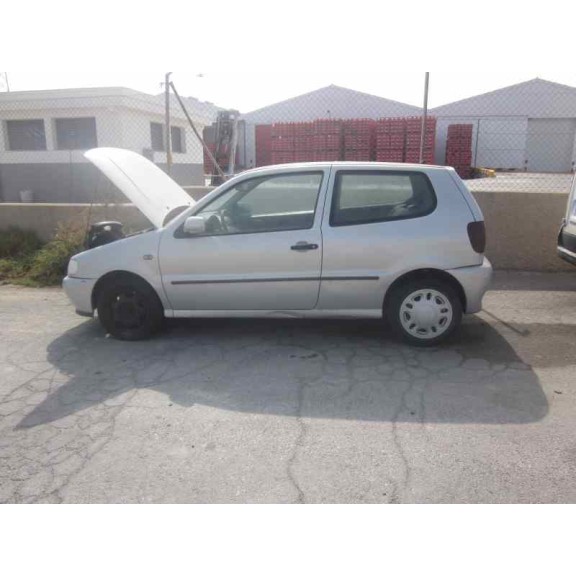 volkswagen polo berlina (6n1) del año 1999