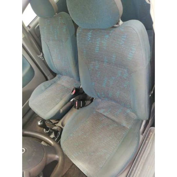 opel corsa c del año 2002