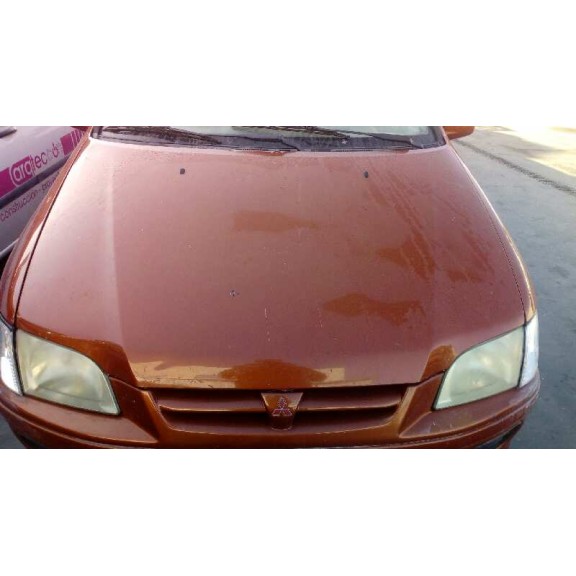 mitsubishi space star (dg0) del año 2001