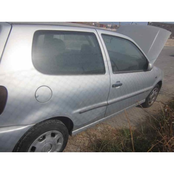volkswagen polo berlina (6n1) del año 1999