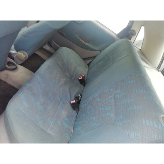 opel corsa c del año 2002