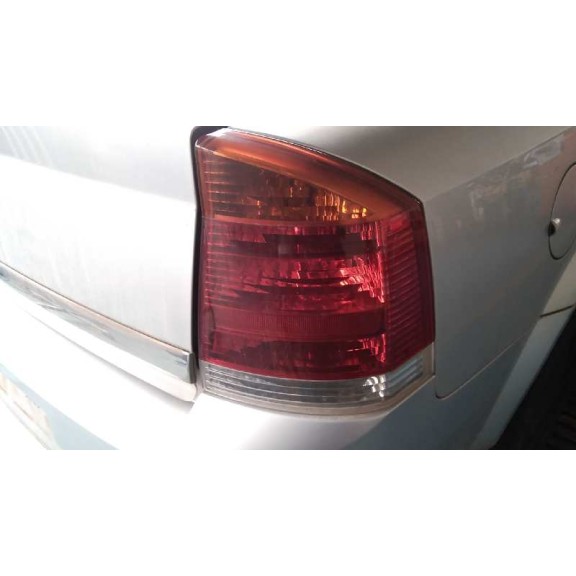 opel vectra c berlina del año 2003