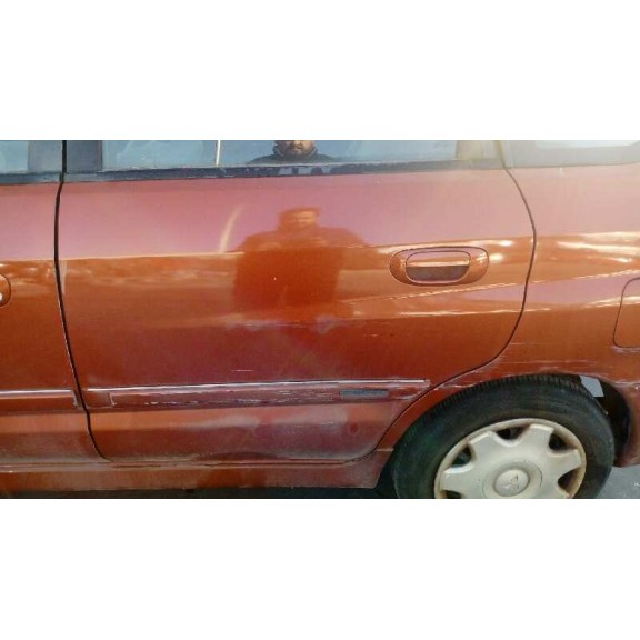 mitsubishi space star (dg0) del año 2001