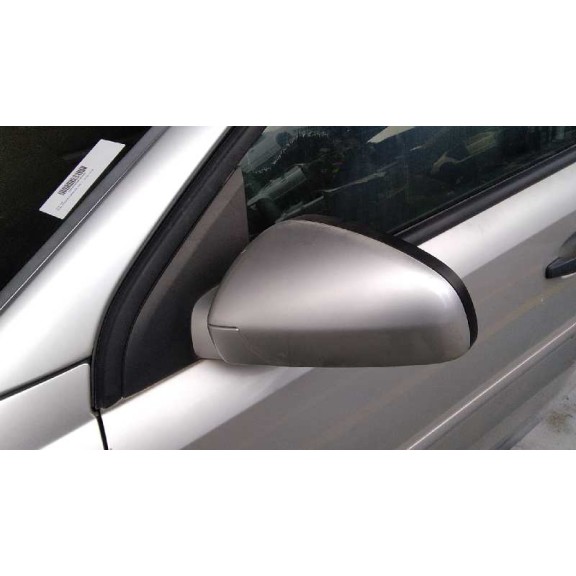 opel vectra c berlina del año 2003