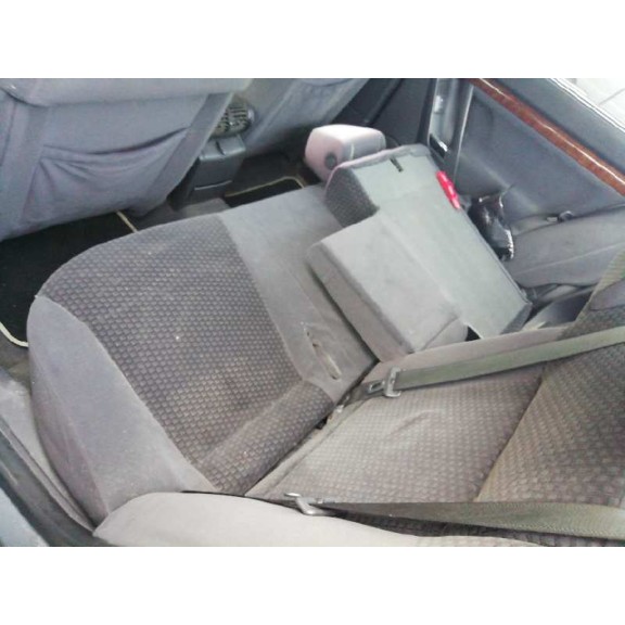 opel vectra c berlina del año 2003