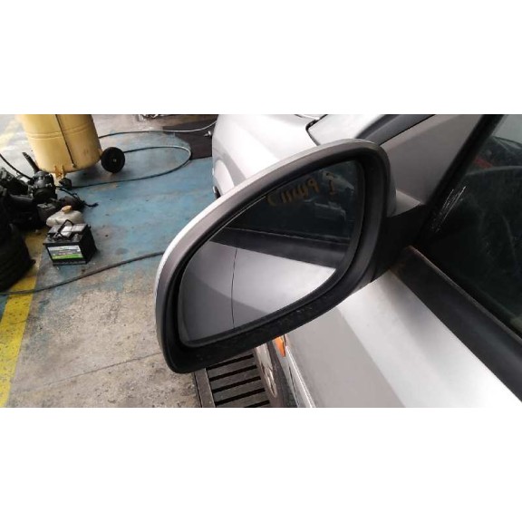 opel vectra c berlina del año 2003