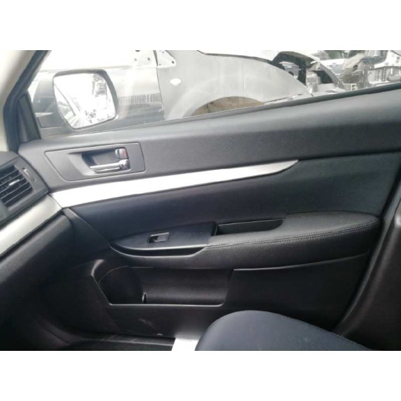 subaru legacy kombi/outback b14 del año 2011