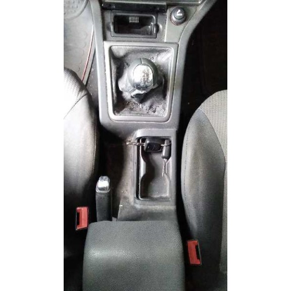 opel vectra c berlina del año 2003