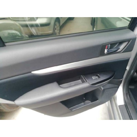 subaru legacy kombi/outback b14 del año 2011