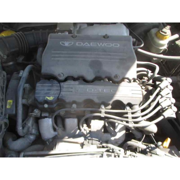 daewoo nubira berlina del año 2000