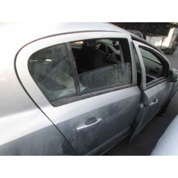 opel astra h berlina del año 2007