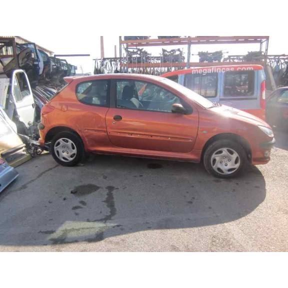 peugeot 206 berlina del año 2001