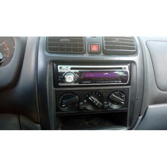 mitsubishi space star (dg0) del año 2001