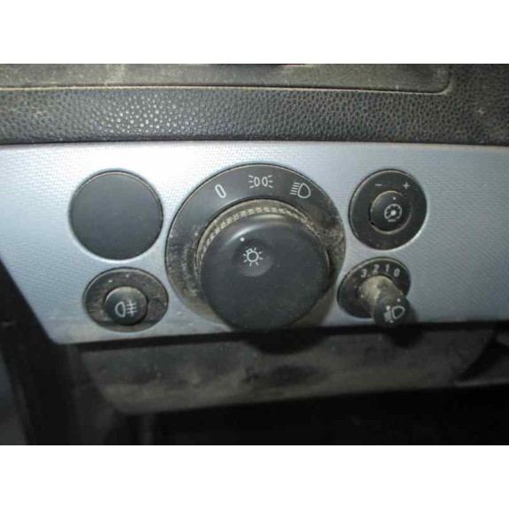 opel astra h berlina del año 2007