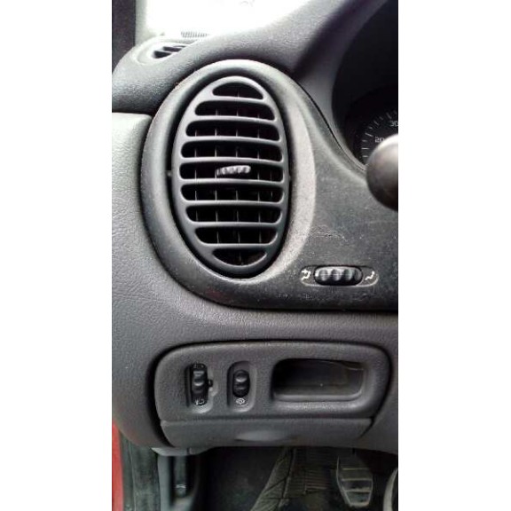 renault megane i fase 2 classic (la..) del año 2001