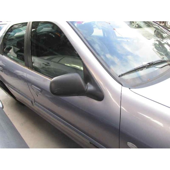 citroën xsara berlina del año 2001