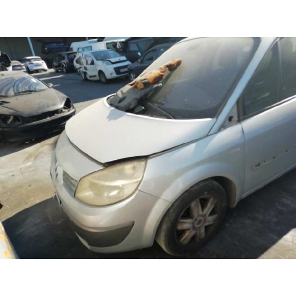 renault grand scenic del año 2005