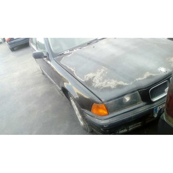 bmw serie 3 berlina (e36) del año 1993