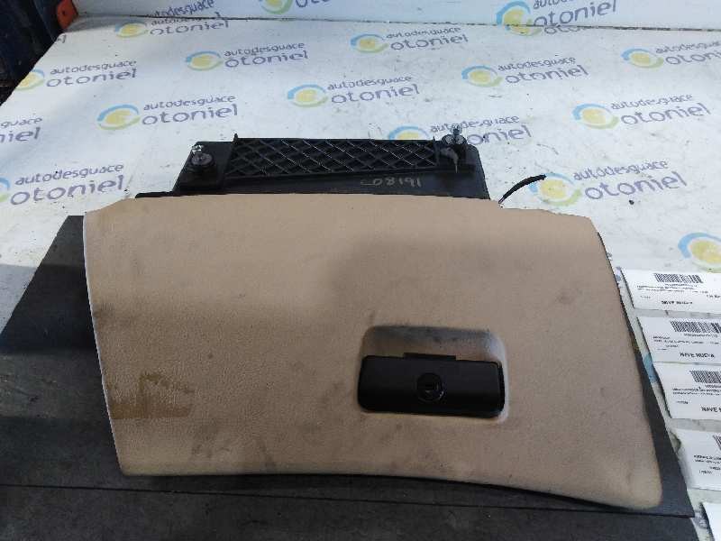 Recambio de guantera para bmw serie 5 berlina (e39) 520i referencia OEM IAM 51167143320 BEIG 