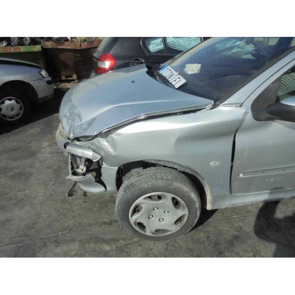 peugeot 206 berlina del año 2003