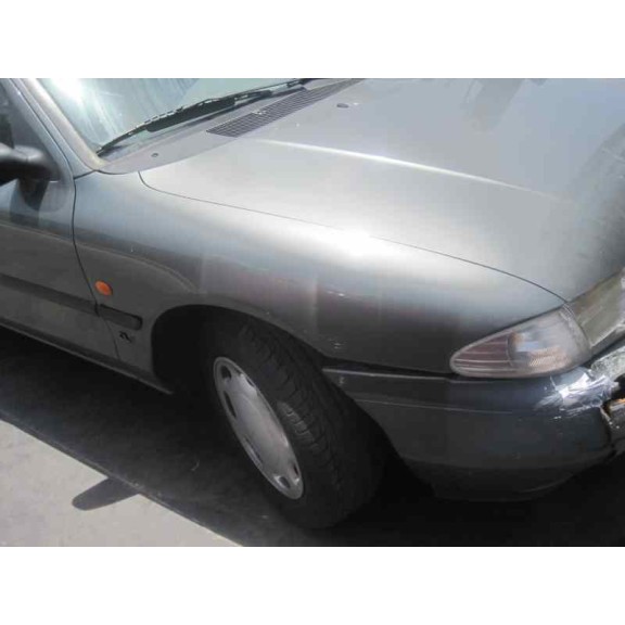 ford mondeo berlina/familiar (fd) del año 1993