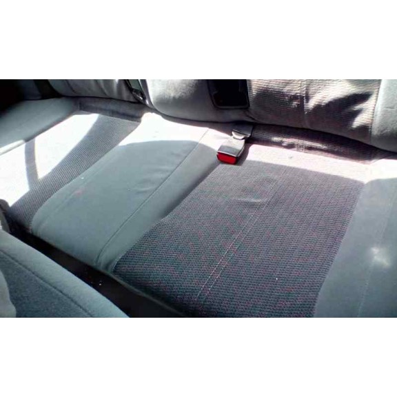 nissan primera berl./familiar (p10/w10) del año 1995