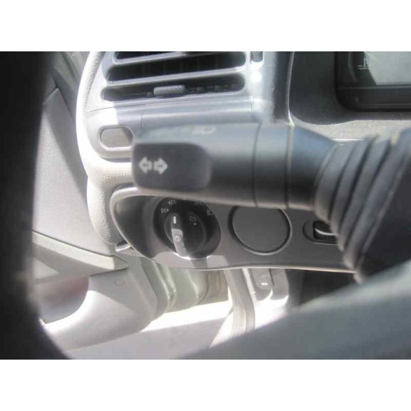 ford mondeo berlina/familiar (fd) del año 1993