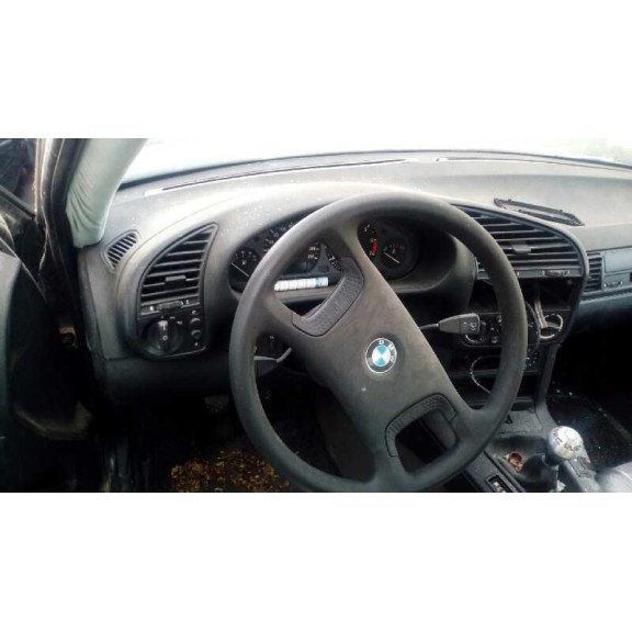 bmw serie 3 berlina (e36) del año 1993