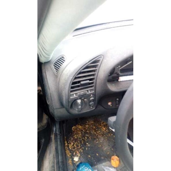 bmw serie 3 berlina (e36) del año 1993